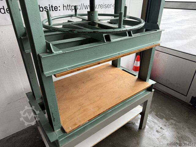 Richard Langer Manuelle Spindelpresse