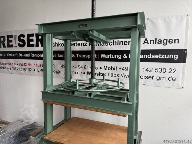 Richard Langer Manuelle Spindelpresse