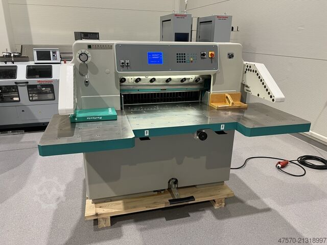Perfecta 76 UC Paper Cutting Guillotine