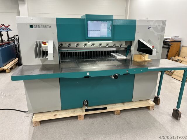 Perfecta 132 TS Paper Cutting Guillotine