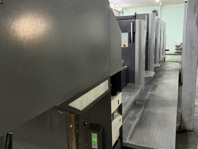 HEIDELBERG SM 102-4-P3+L, 2006 г.в., 4секции+лак, с переворотом, 181 млн. отт.. Пульт CP 2000