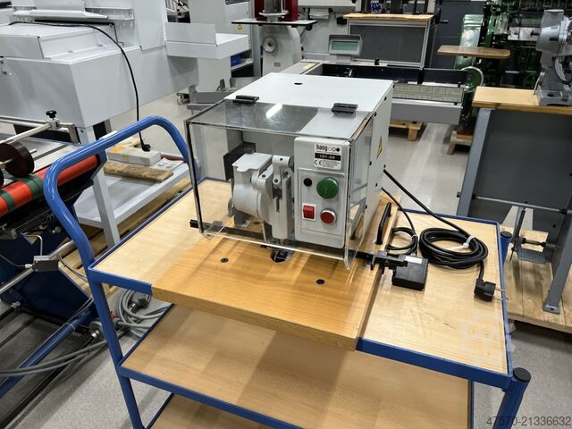 Hang 101-50 Eyeletting machine