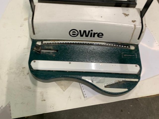 пефоратор календарный Ewire